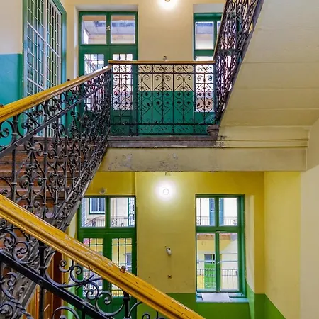 Apartment Dob 2br Ac *