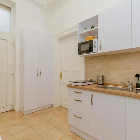 Dob 2br Ac Budapest